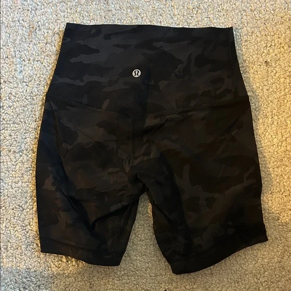 Lululemon Align Black Camo Biker Shorts- 4in - Picture 2 of 3